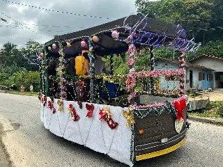 Brusque inicia celebrações natalinas com Jabiraca do Papai Noel pelos Bairros - 4