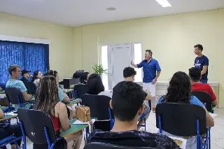 Alunos concluem a 6ª turma da Escola de Vendas da CDL Brusque  - 6