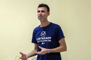 Alunos concluem a 6ª turma da Escola de Vendas da CDL Brusque  - 1