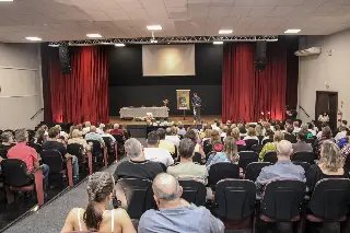 Lançamento de livro da Paróquia São Luís Gonzaga encerra ano do jubileu - 6