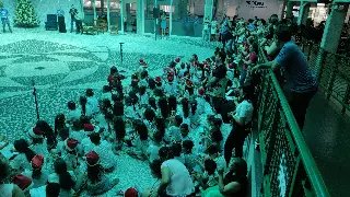 Natal Solidário da Unifebe presenteia mais de 500 crianças - 7