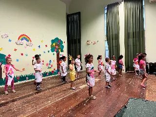 Alunos do Hilda Anna Eccel apresentam Músicas Autorais - 1