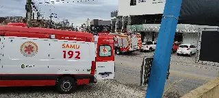 SAMU é acionado após jovem colidir mobilete em muro em Brusque  - 5
