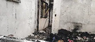 Casa é totalmente destruída por incêndio em Brusque  - 4