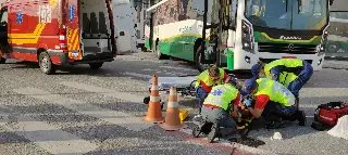 Mulher é atropelada por ônibus no Centro de Brusque - 1