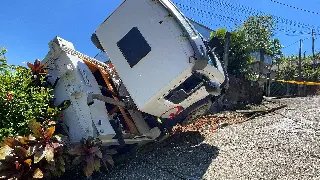 (VÍDEO) Saiba detalhes do caminhão que caiu sobre casa - 4