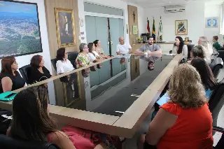 Novos diretores escolares da rede municipal tomaram posse - 1