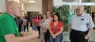 Luciano Hang doa travesseiros e toalhas ao Hospital Azambuja - 1