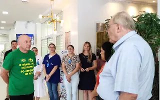Luciano Hang doa travesseiros e toalhas ao Hospital Azambuja - 2