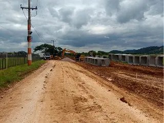 Confira como estão as obras na rua Abraão de Souza e Silva - 4