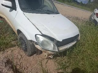 Carro de Brusque se envolve em acidente na rodovia  - 3