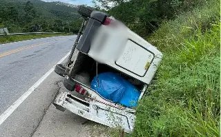 (URGENTE) Acidente com veículos de Brusque deixa dois mortos - 3