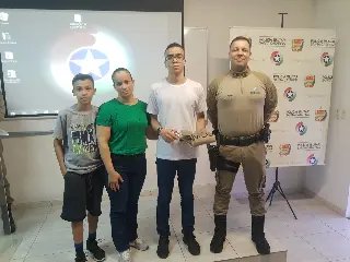 PM realiza formatura de agentes temporários em Brusque - 1