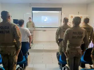 PM realiza formatura de agentes temporários em Brusque - 2