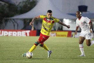 Brusque perde para o Inter, e chega ao sexto jogo sem vencer - 1