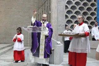 Missa de Quarta-feira de Cinzas marca o início da Quaresma - 21