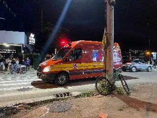 Duas pessoas ficam feridas após acidente no Santa Terezinha  - 1