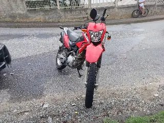 (URGENTE) Colisão frontal, entre moto e van escolar deixa ferido grave - 2