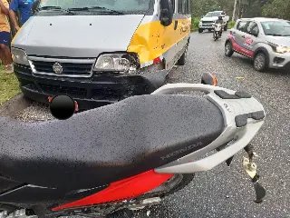 Bombeiros atualizam informações sobre grave acidente em Brusque - 2