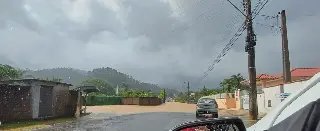 (VÍDEO) Chuva causa transtornos em vários bairros de Brusque - 1