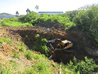 Após danos em sua cabeceira, ponte no Limoeiro começa a ser reparada - 4