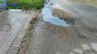 (VÍDEO) Buracos e esgoto a céu aberto incomodam moradores - 1