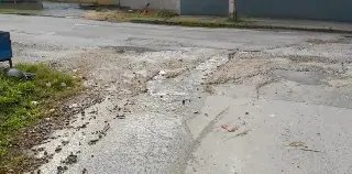 (VÍDEO) Buracos e esgoto a céu aberto incomodam moradores - 3