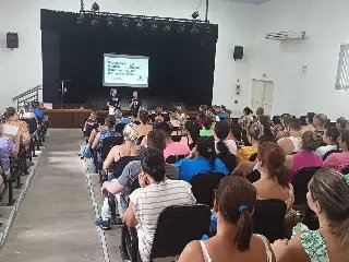 Professores de Brusque e São João Batista têm formação continuada - 1