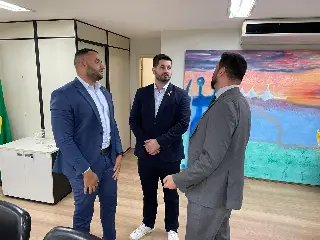 Comitiva a Brasília encaminha R$ 10 milhões em recursos  - 21