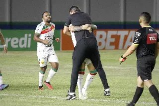 Com gol relâmpago, Brusque vence e se classifica na Copa do Brasil - 1