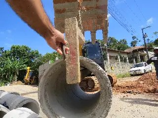 Prefeitura inicia obras na rua Augusto Bento de Mello - 6