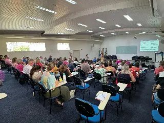 Fiscais de contrato da prefeitura de Brusque recebem capacitação - 1