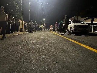Rua é inaugurada pelo programa Pavimentação Comunitária - 4