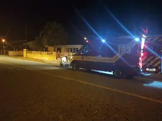 Motociclista sofre queda ao passar por buraco em Guabiruba  - 3