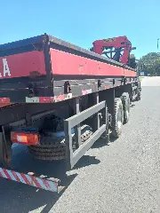 Caminhão de Brusque se envolve em acidente na rodovia  - 1