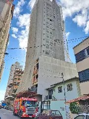Trabalhadores ficam pendurados no 15º andar de prédio - 1