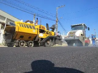 Prefeitura promete asfaltar toda a Gilberto Hassmann - 9