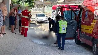 Colisão entre bicicletas deixa dois feridos em Brusque  - 1