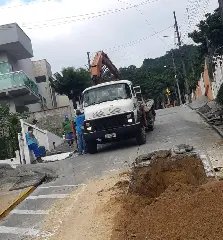 Secretaria de Obras realiza conserto em tubulações pela cidade  - 5
