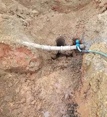 Secretaria de Obras realiza conserto em tubulações pela cidade  - 6