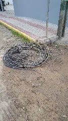 (VÍDEO) Amontoado de fios está desde sábado, dizem moradores - 5