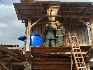 (VÍDEO) Raio causa susto e prejuízo no bairro Águas Claras - 4