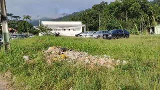 (VÍDEO) Moradores relatam falta de manutenção ao redor da UBS - 10