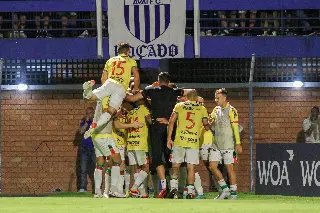 Brusque chega à terceira final consecutiva do Catarinense  - 2