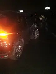 Motociclista entra na contramão e colide contra carro - 1
