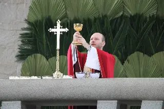 Procissão e celebração do Domingo de Ramos dão início à Semana Santa - 8