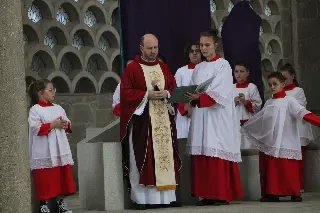 Procissão e celebração do Domingo de Ramos dão início à Semana Santa - 3
