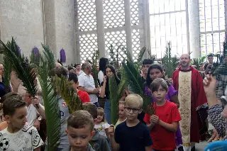 Procissão e celebração do Domingo de Ramos dão início à Semana Santa - 15