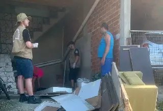 Lixo recolhido em mutirão contra dengue encheria 25 carretas - 1