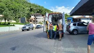 Acidente no bairro Águas Claras deixa uma pessoa ferida - 2